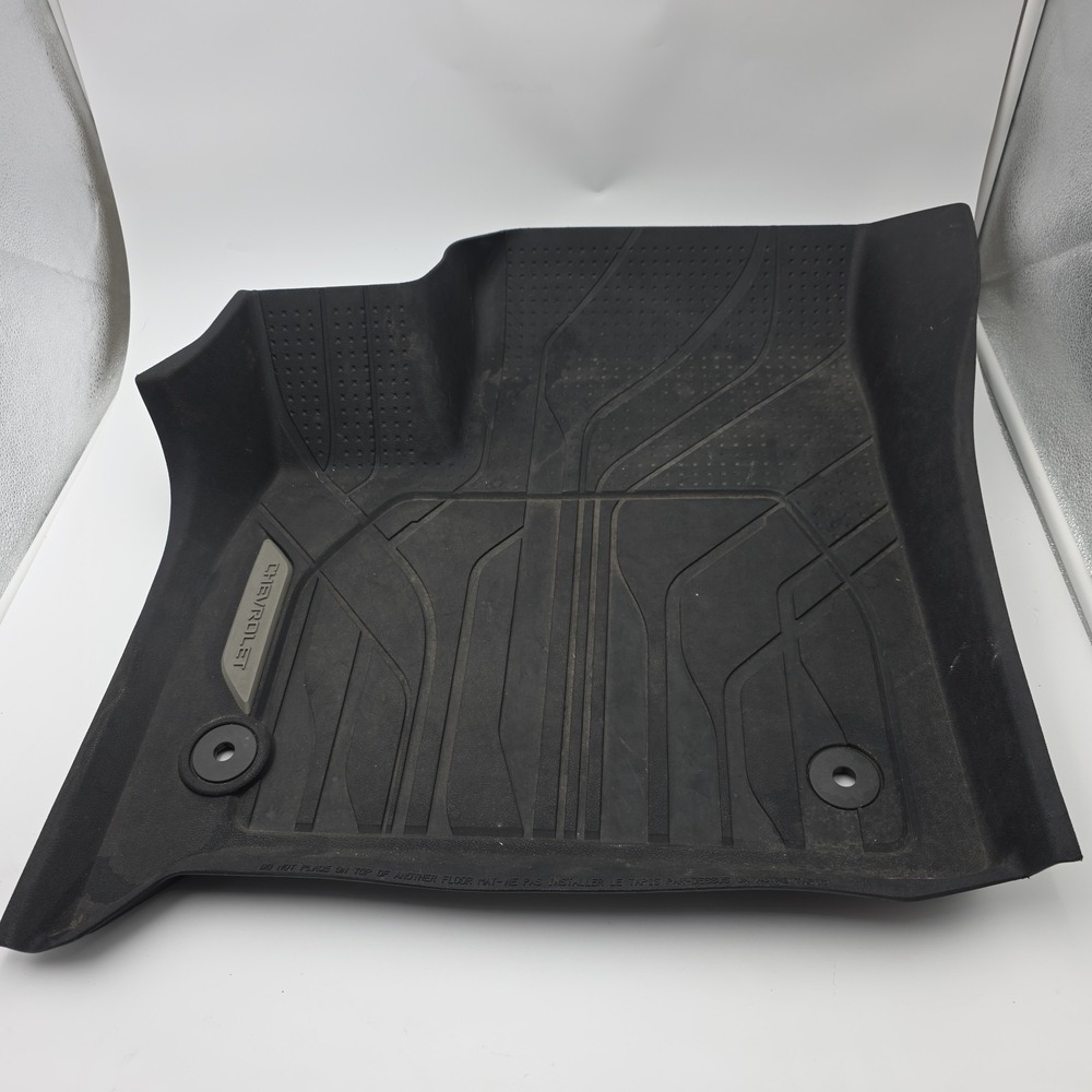 18-23 Chevrolet Traverse Both Driver Passenger All Weather Floor Mats 84331850